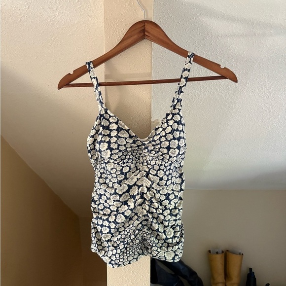 Other - Womens vintage floral tankini top